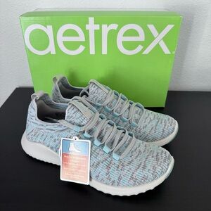 NEW Aetrex Women's Carly Arch Support Sneakers